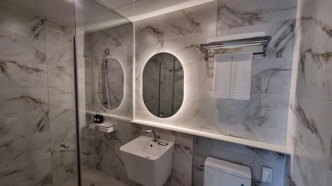 בוסאן Gold Stone Hotel מראה חיצוני תמונה