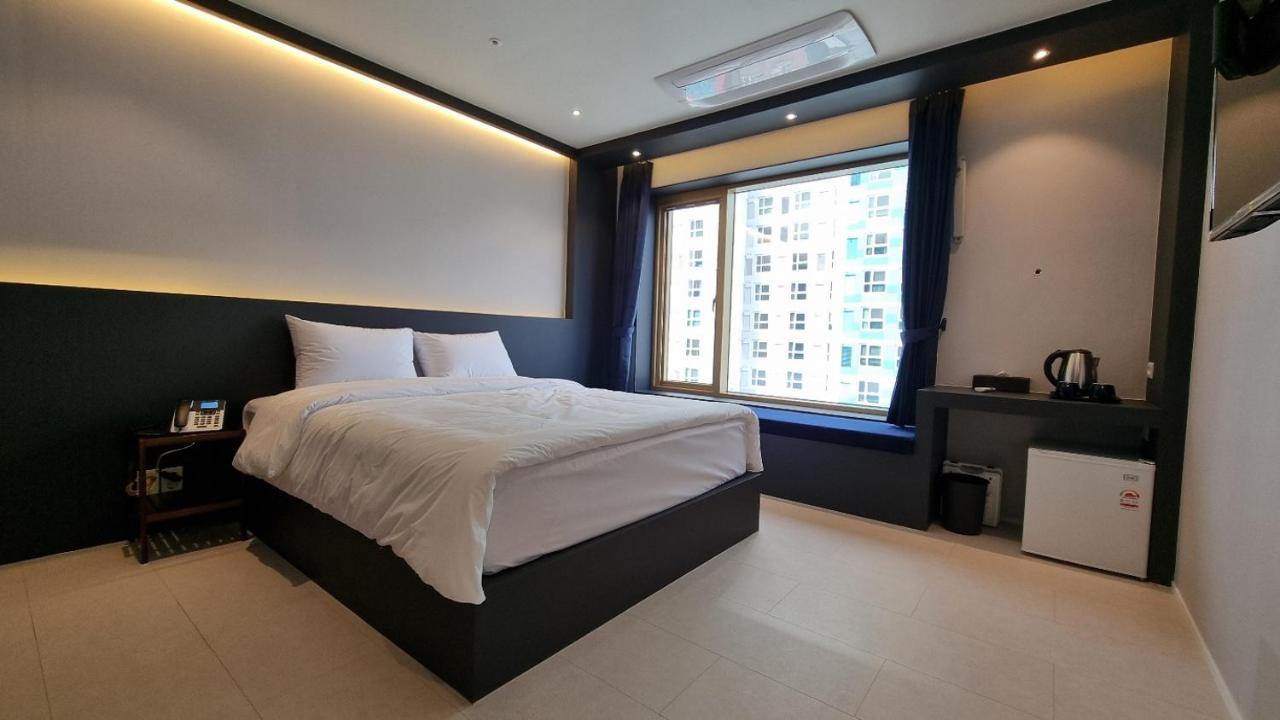 בוסאן Gold Stone Hotel מראה חיצוני תמונה