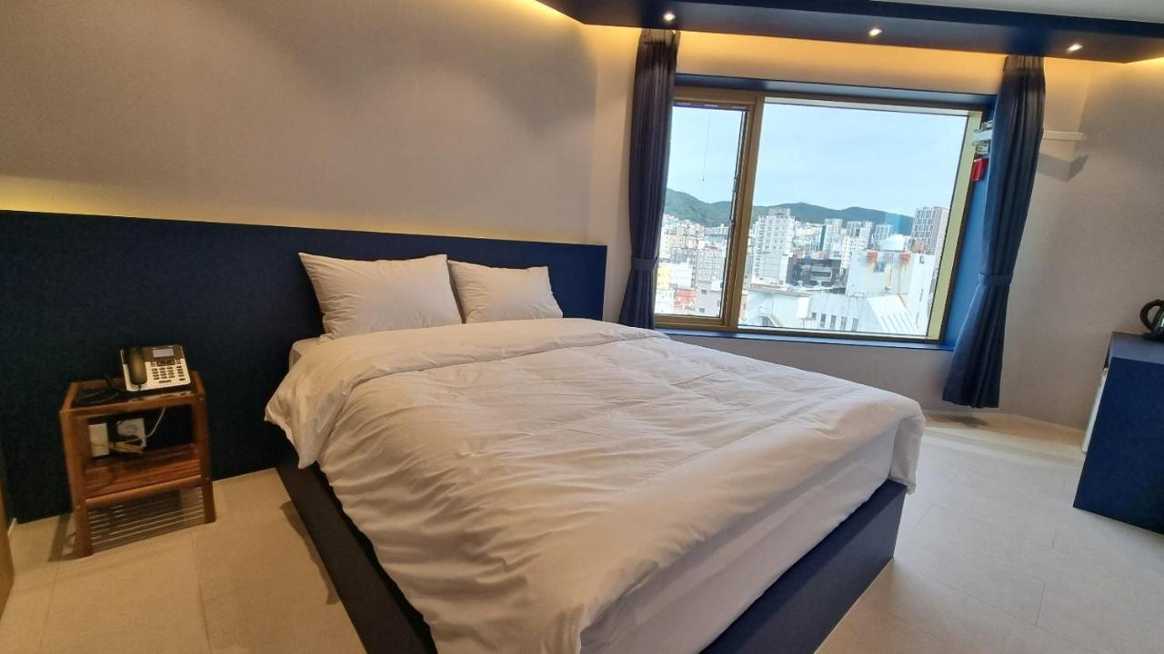 בוסאן Gold Stone Hotel מראה חיצוני תמונה
