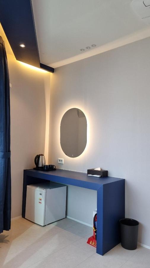 בוסאן Gold Stone Hotel מראה חיצוני תמונה