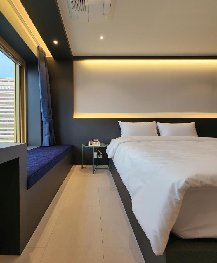 בוסאן Gold Stone Hotel מראה חיצוני תמונה